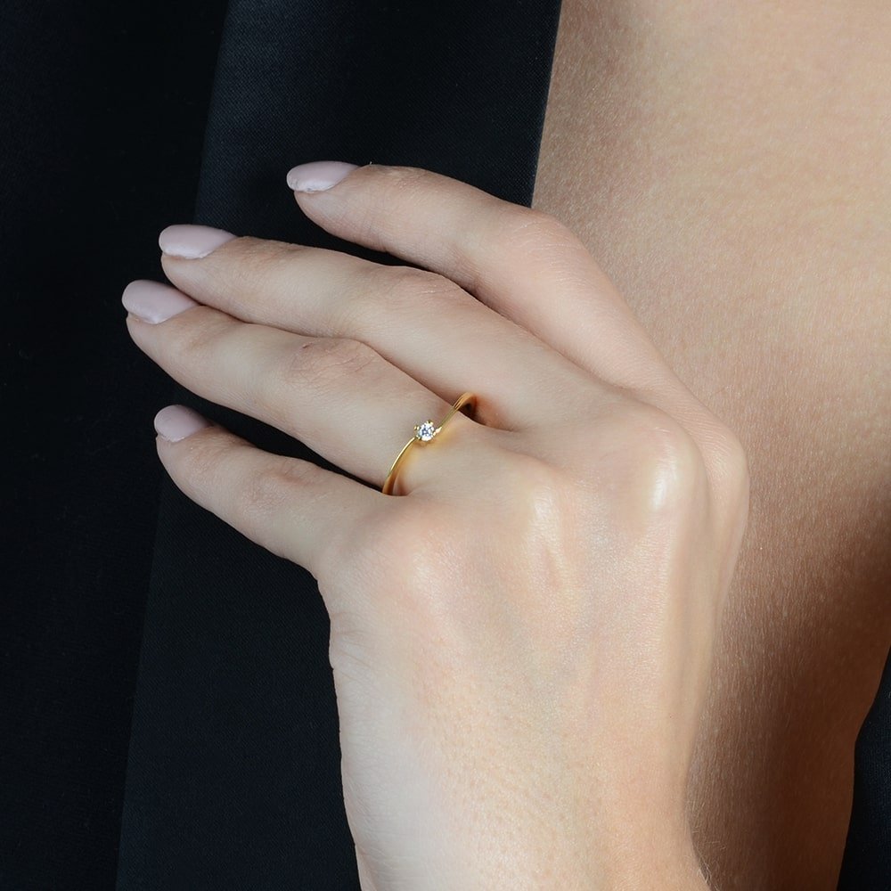 Joia Rofyn banhada a ouro 24k ou prata 925 antialérgica com 2 anos de garantia
